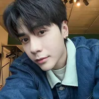Quang Hùng