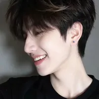 Thẩm Mặc Thần (anh ba-na9)