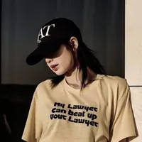 Lalisa Manobal (Cô)