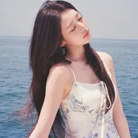 rora(chị)