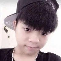 Qanh lúc nhỏ 