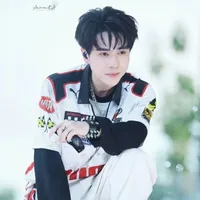 Lê Quang Hùng ( Quang Hùng MasterD)