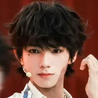 Vương Lỗ Kiệt / @WLJ