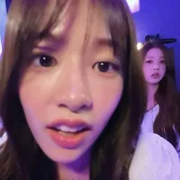 nhìn giề,thic tui à!?