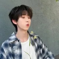 Tả Kỳ Hàm : cậu
