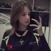Lý Tuyết Ngân