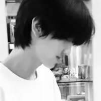 Tả Kỳ Hàm - anh