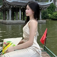 Ngọc Hương(shi)