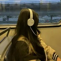 Liz San