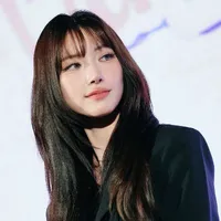 JingJing Prariyapit [Nàng]