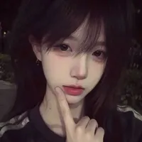 Ánh Linh - lớp trưởng