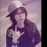 ngân 14 tuổi