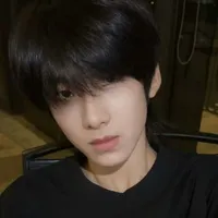 Hầu Vương Tử