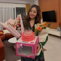 Kim Hường(mẹ Trúc)