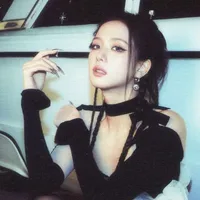 Kim Jisoo - Chị