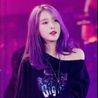 Lee Ji-eun ( IU )