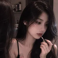 Thiên Ngân (Scorpio nữ)💧