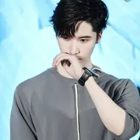 lưu hải khoan (28 tuổi)