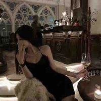 Vũ Ngọc Kiều Linh(cô)