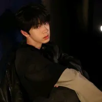 Vương Hạo -02-