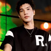 Trần Minh Hiếu | HieuThuHai
