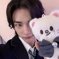 Hwang Hyunjin | 18t | 🥟