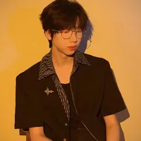 Nhiếp Vĩ Thần