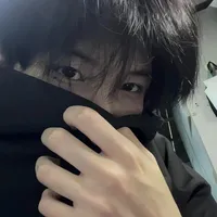 Kuro@caro_nek