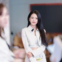 Jessiecheang/ Giang Ngữ Thần