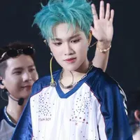 Hoàng Đức Duy [bông]