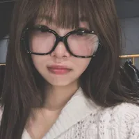 은채 ⋆ hong eunchae