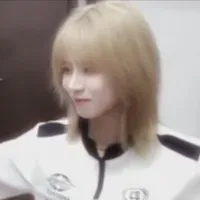 Lý Tuyết Ngân