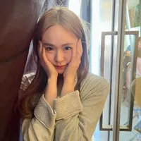 June Wanwimol(nàng)