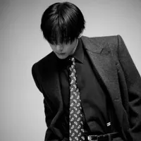 Kim Taehyung_Hắn