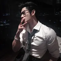 Lương Tư Vĩ( nam9)