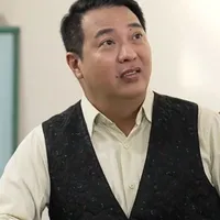 Phú [ chủ tòa soạn ]
