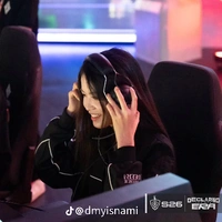 Diễm My _nàng