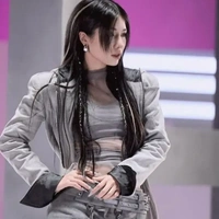 Trần Thị Thảo Linh(cô)
