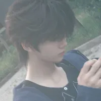 Trương Hàm Thuỵ.