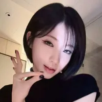 đa nhân vật nữ