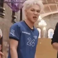 Nhỏ bố láo