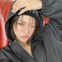 Emi Thasorn [ bạn thân cô ]