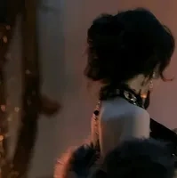 mẹ hai cô
