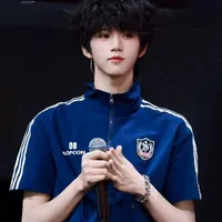 Trương Hàm Thụy-T