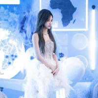 Viên Nhất Kỳ _nàng