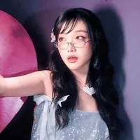 Nguyễn Linh Chi(Em)