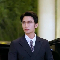 vệ sĩ thân cận ( luân)