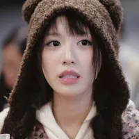Han Sara - Em