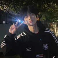 Trịnh Nguyễn Tố Cảnh