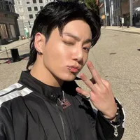 Jeon Jungkook - Cậu